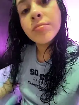 Snapshot of ammy_e chatting on March 18, 2025, 12:17 pm ammy e online show from March 18, 2025, 12:17 pm