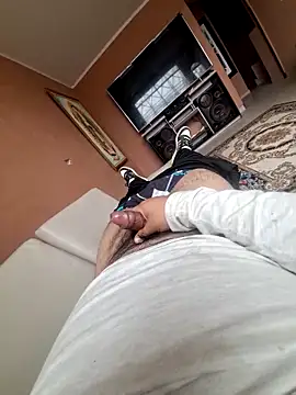 Snapshot of gotly0307 chatting on November 25, 2025, 2:28 pm gotly0307 online show from November 25, 2025, 2:28 pm