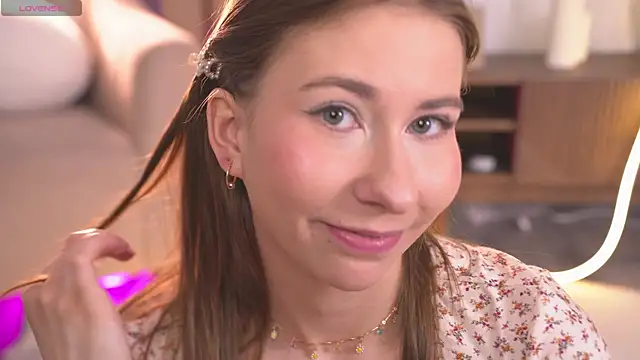 Snapshot of CuteJane_ chatting on June 16, 2026, 8:25 am CuteJane online show from June 16, 2026, 8:25 am