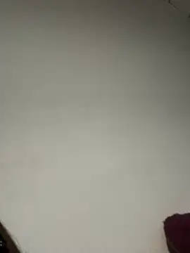 lola  med online show from March 1, 2025, 8:32 pm