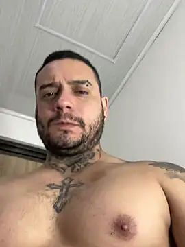 Snapshot of Angelgarcia_ chatting on March 7, 2025, 1:42 am Angelgarcia online show from March 7, 2025, 1:42 am