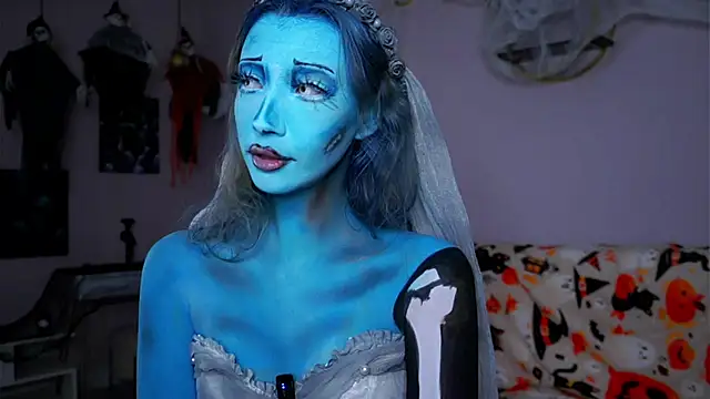 Snapshot of SunnivaCovil chatting on October 31, 2025, 4:14 pm SunnivaCovil online show from October 31, 2025, 4:14 pm