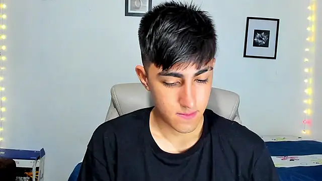 Snapshot of babymaik chatting on November 26, 2025, 7:41 am babymaik online show from November 26, 2025, 7:41 am