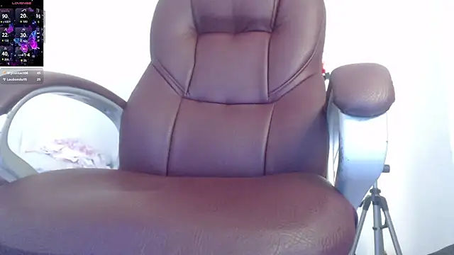 Snapshot of Mature_2025 chatting on February 26, 2026, 6:41 pm Mature 2025 online show from February 26, 2026, 6:41 pm