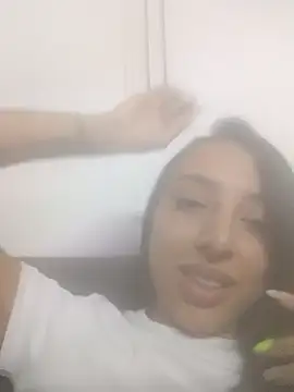 agaataa  online show from March 13, 2025, 5:33 am