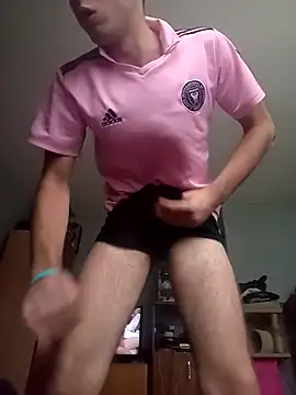 Snapshot of GrindingOvermuch chatting on November 11, 2025, 8:09 am GrindingOvermuch online show from November 11, 2025, 8:09 am