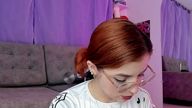 MelaniJhonson online show from April 30, 2026, 2:29 am