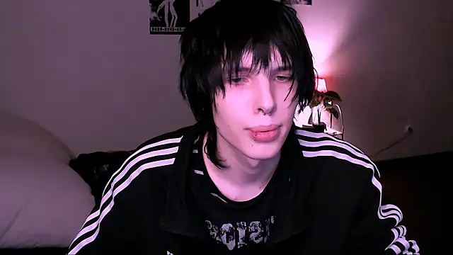 Snapshot of timi-moon chatting on November 15, 2025, 1:48 pm timi-moon online show from November 15, 2025, 1:48 pm