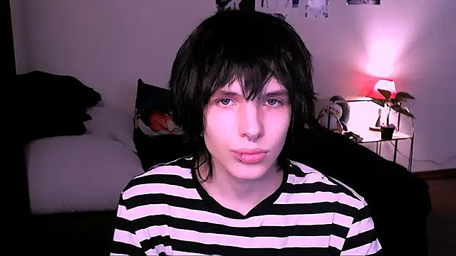 Snapshot of timi-moon chatting on November 16, 2025, 11:48 am timi-moon online show from November 16, 2025, 11:48 am