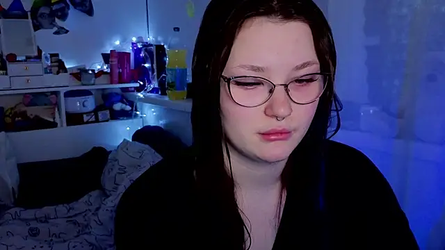 milliedoll online show from November 8, 2025, 2:48 am