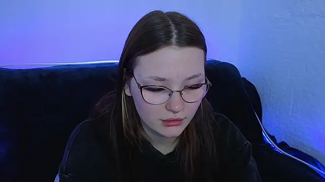 milliedoll online show from October 1, 2025, 8:30 am