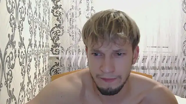 Snapshot of frama666 chatting on October 6, 2025, 7:36 pm frama666 online show from October 6, 2025, 7:36 pm