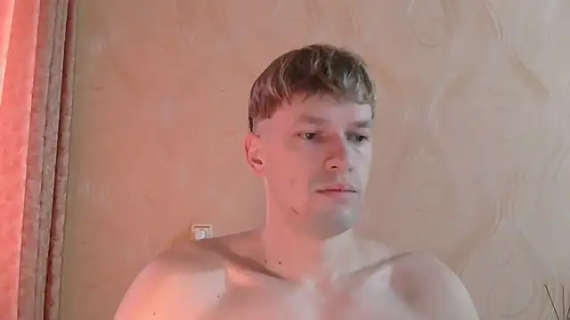 Snapshot of frama666 chatting on October 28, 2025, 8:35 am frama666 online show from October 28, 2025, 8:35 am