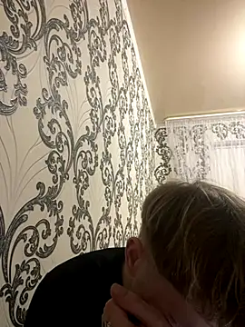 Snapshot of frama666 chatting on October 31, 2025, 10:49 pm frama666 online show from October 31, 2025, 10:49 pm