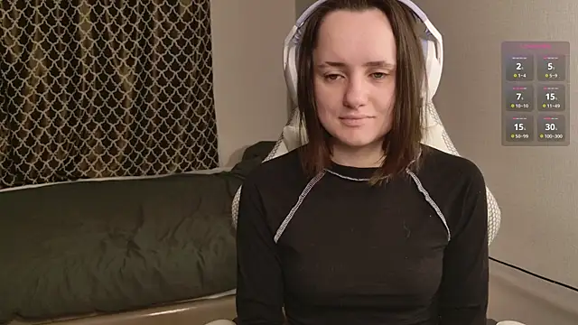 Snapshot of Luna_Loveee chatting on November 16, 2025, 3:11 am Luna Loveee online show from November 16, 2025, 3:11 am