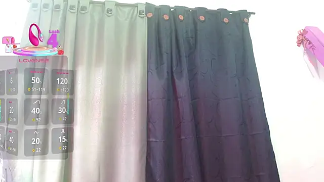 Snapshot of Mariana_star1 chatting on December 3, 2025, 4:24 am Mariana star1 online show from December 3, 2025, 4:24 am