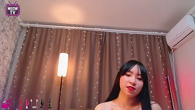 Snapshot of miyakimi0101 chatting on February 4, 2026, 12:38 am miyakimi0101 online show from February 4, 2026, 12:38 am