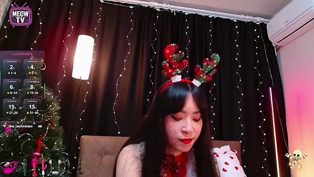 Snapshot of miyakimi0101 chatting on December 23, 2025, 12:33 am miyakimi0101 online show from December 23, 2025, 12:33 am