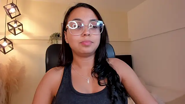 Snapshot of Lucia_Brown_ chatting on June 25, 2026, 7:52 pm Lucia Brown online show from June 25, 2026, 7:52 pm