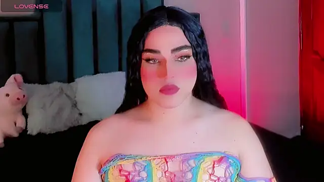 Snapshot of Shayra_QueenSX chatting on March 7, 2025, 12:56 pm Shayra QueenSX online show from March 7, 2025, 12:56 pm