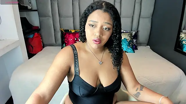 Natasha rose   online show from November 4, 2025, 7:28 pm