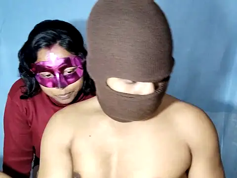 cute1gfbf online show from December 21, 2025, 3:41 am