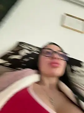 Mia Splash online show from February 1, 2026, 10:24 am