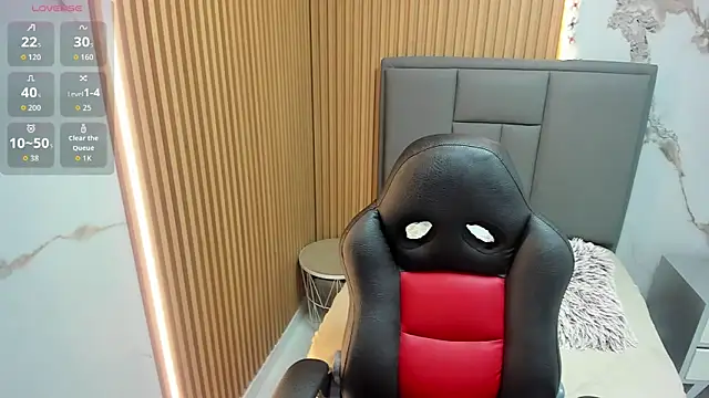 Snapshot of MEGANZARICK chatting on November 11, 2025, 2:39 am MEGANZARICK online show from November 11, 2025, 2:39 am