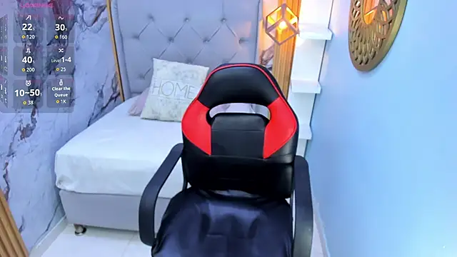 Snapshot of MEGANZARICK chatting on November 12, 2025, 3:21 am MEGANZARICK online show from November 12, 2025, 3:21 am