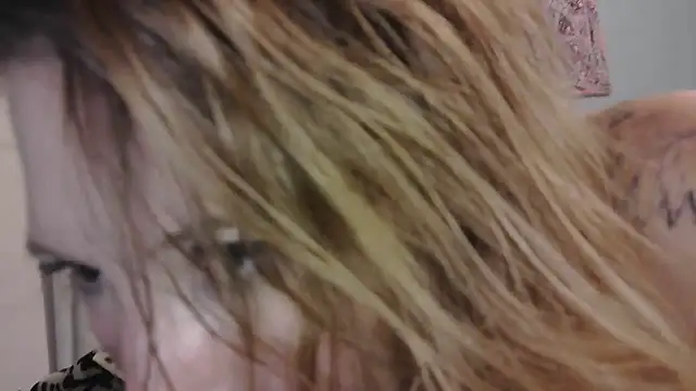 Snapshot of M3TAA chatting on March 8, 2025, 4:34 am M3TAA online show from March 8, 2025, 4:34 am