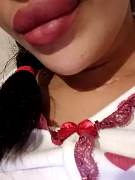 Snapshot of Sexlove1xo chatting on November 10, 2025, 1:49 pm Sexlove1xo online show from November 10, 2025, 1:49 pm