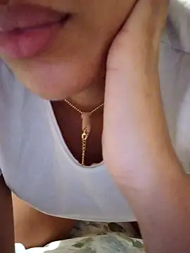 Snapshot of Sexlove1xo chatting on September 9, 2025, 4:22 am Sexlove1xo online show from September 9, 2025, 4:22 am