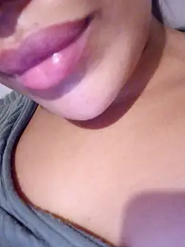 Snapshot of Sexlove1xo chatting on September 14, 2025, 8:42 pm Sexlove1xo online show from September 14, 2025, 8:42 pm