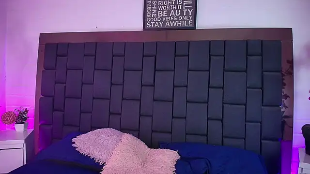 Snapshot of Lexi_Howard_ chatting on October 1, 2025, 3:44 am Lexi Howard  online show from October 1, 2025, 3:44 am