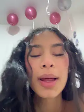 Snapshot of Anniie__Evans chatting on October 28, 2025, 2:45 am Anniie Evans online show from October 28, 2025, 2:45 am