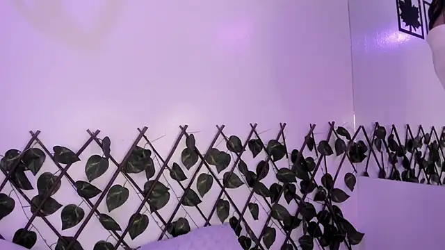 Snapshot of Anniie__Evans chatting on March 15, 2025, 5:15 pm Anniie Evans online show from March 15, 2025, 5:15 pm