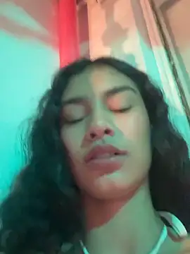 Snapshot of Anniie__Evans chatting on October 17, 2025, 6:32 pm Anniie Evans online show from October 17, 2025, 6:32 pm