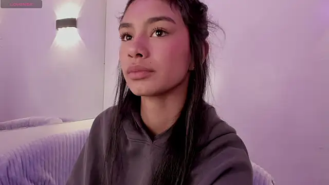 Snapshot of Anniie__Evans chatting on September 17, 2025, 3:03 pm Anniie Evans online show from September 17, 2025, 3:03 pm