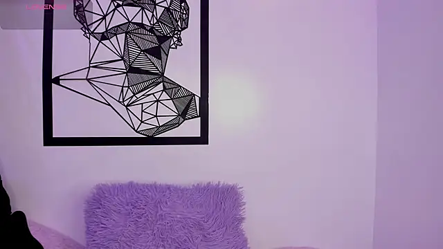 Snapshot of Anniie__Evans chatting on March 13, 2025, 9:26 pm Anniie Evans online show from March 13, 2025, 9:26 pm