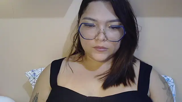 Snapshot of GoddessChaar chatting on December 15, 2025, 10:15 pm GoddessChaar online show from December 15, 2025, 10:15 pm