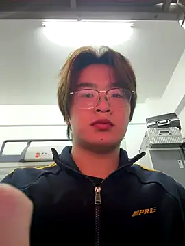 Anson0722 online show from December 1, 2025, 3:24 pm