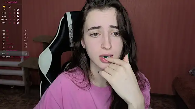 Snapshot of reaiss chatting on November 18, 2025, 5:55 am reaiss online show from November 18, 2025, 5:55 am