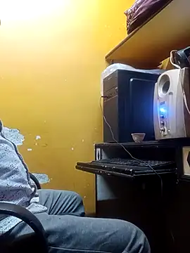 Snapshot of longsexji chatting on March 8, 2025, 11:05 am longsexji online show from March 8, 2025, 11:05 am