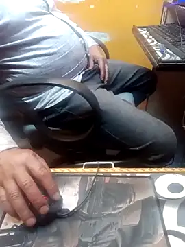 Snapshot of longsexji chatting on March 10, 2025, 2:59 pm longsexji online show from March 10, 2025, 2:59 pm