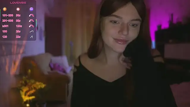 Snapshot of CherryRed_Girl chatting on November 3, 2025, 11:08 pm CherryRed Girl online show from November 3, 2025, 11:08 pm