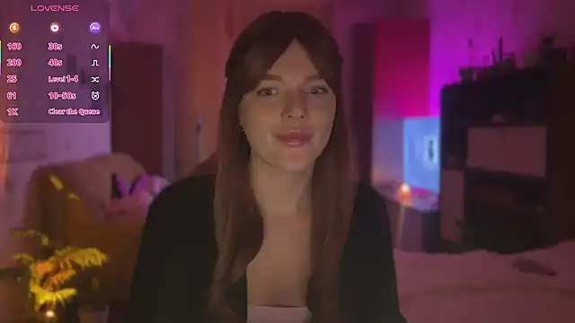 Snapshot of CherryRed_Girl chatting on November 25, 2025, 10:21 pm CherryRed Girl online show from November 25, 2025, 10:21 pm