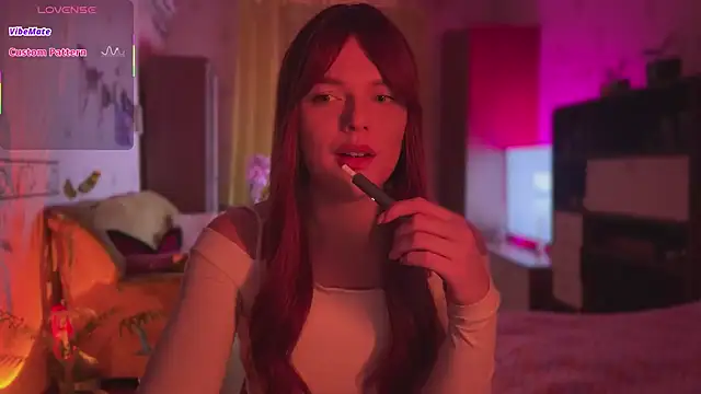 CherryRed Girl online show from March 2, 2026, 11:00 pm