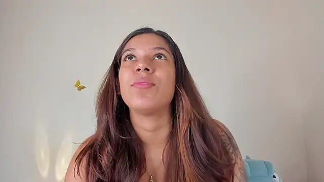 Snapshot of violett_24_ chatting on November 11, 2025, 2:06 am violett 24 online show from November 11, 2025, 2:06 am