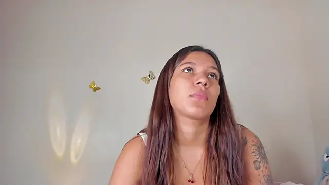 Snapshot of violett_24_ chatting on November 20, 2025, 1:17 am violett 24 online show from November 20, 2025, 1:17 am