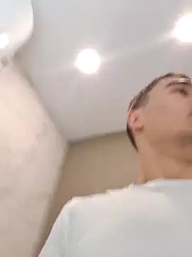 GoodGG online show from November 11, 2025, 1:06 pm